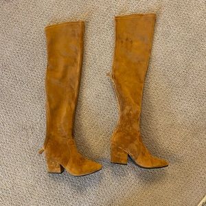 Knee high brown suede boots. Fits like 6.5. Goodnight Macaroon. Lightly worn.